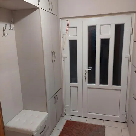 10 * Bosanski Samac